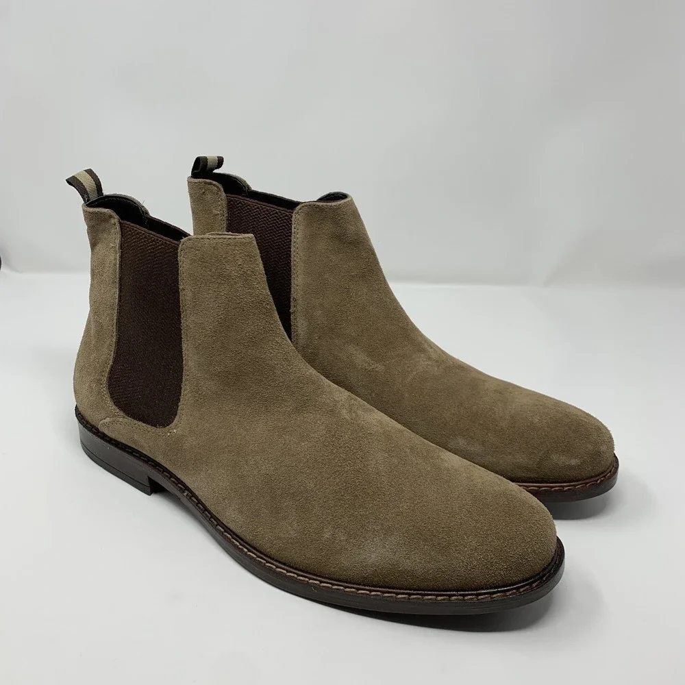 Aiden & Mason A&M Glory Boots Mens Size 13 Taupe Suede‎ Chelsea Pull On